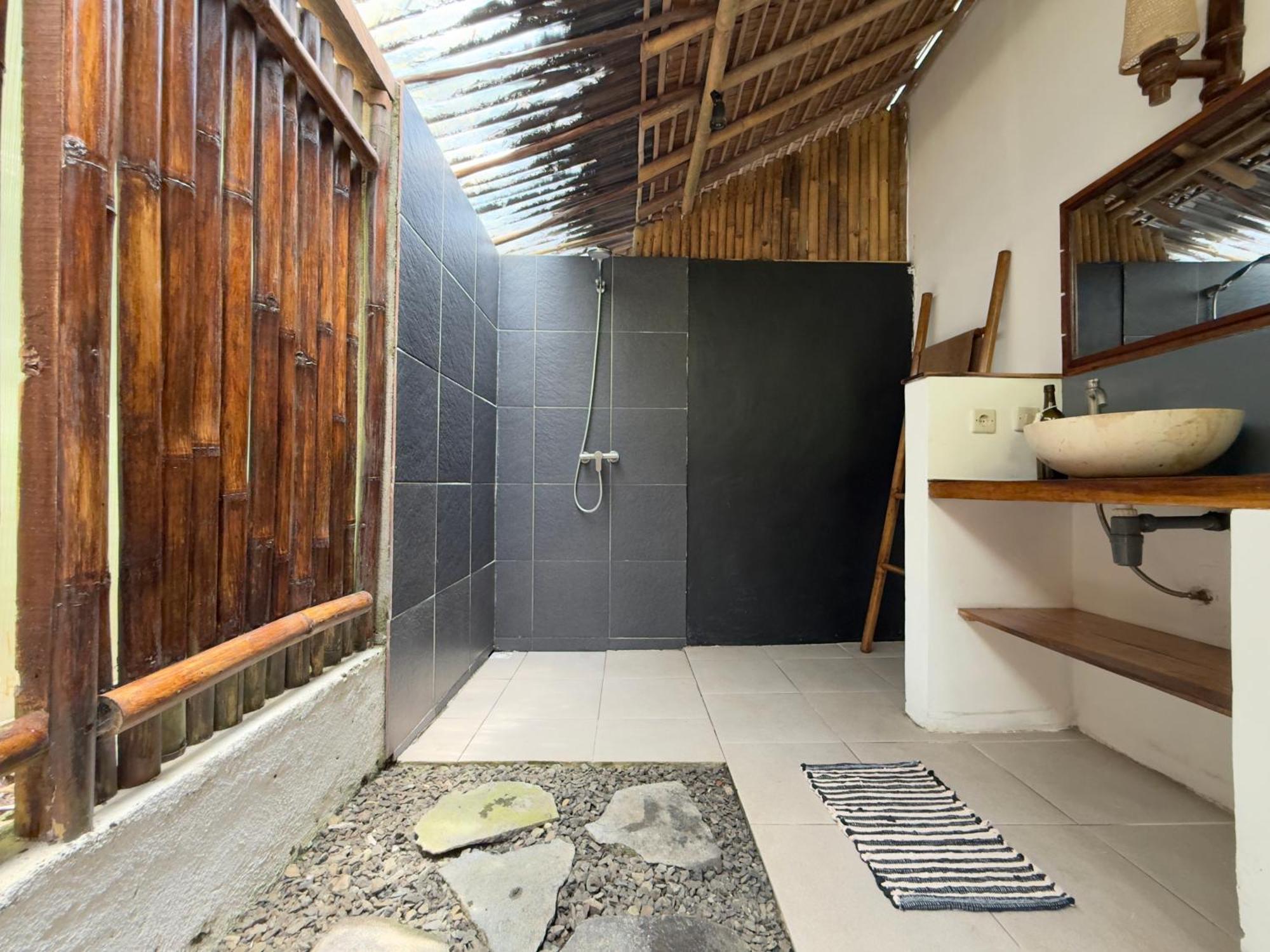 Rnv Eco Resort Bungalows Batukaras Eksteriør billede